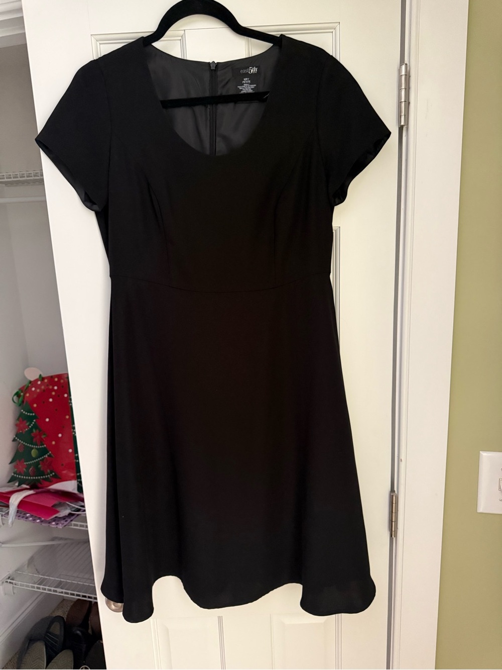 East 5th Black Scoop Neck A-Line Dress
